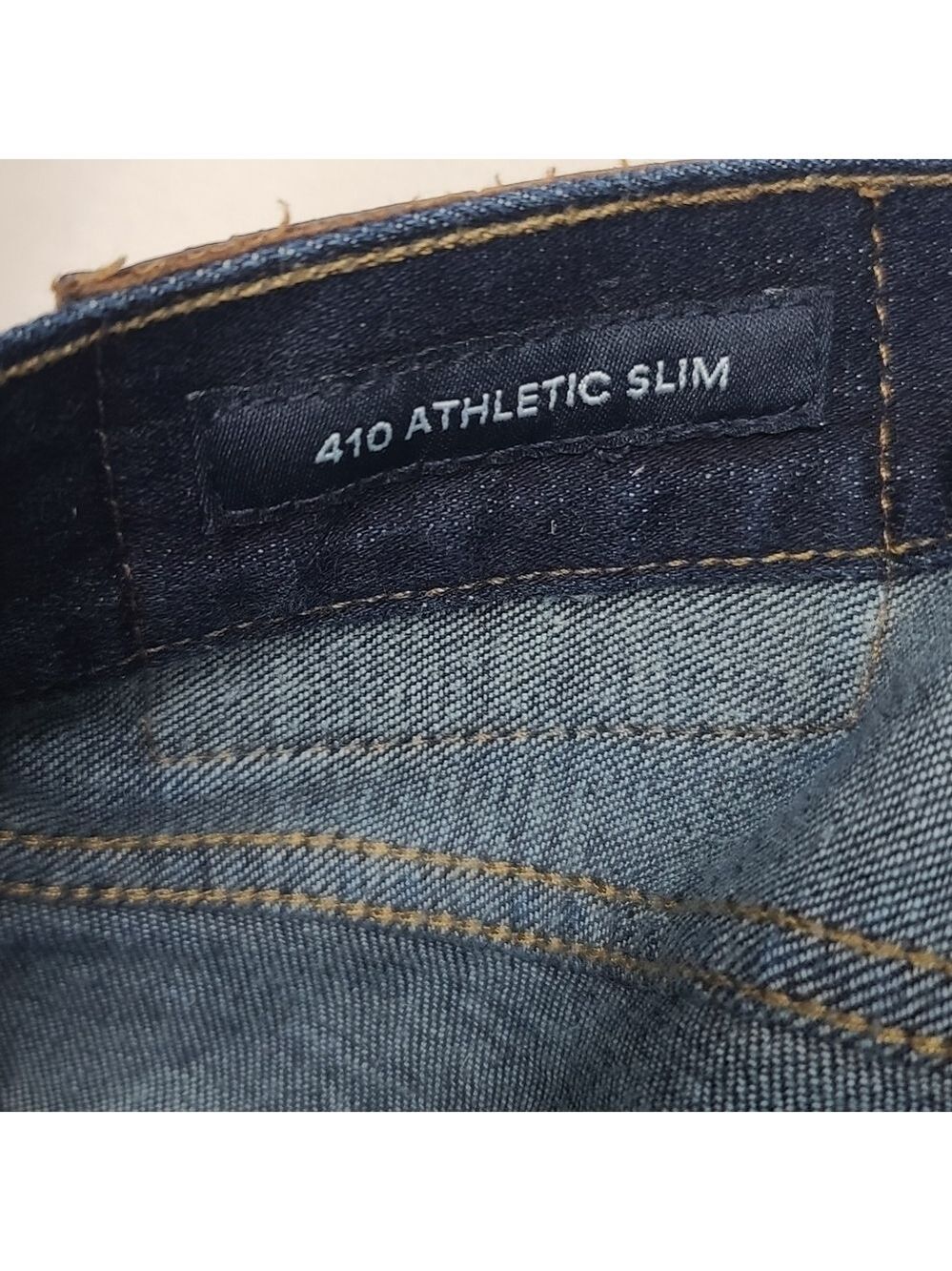 Lucky Brand 410 Athletic Slim Blue Denim Jeans 38x32 - Picture 9 of 11